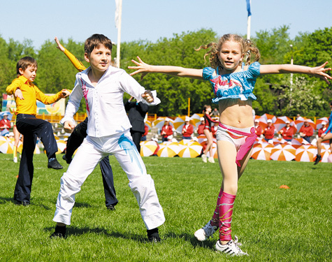 Школьные уроки физкультуры превратят в акробатический рок-н-ролл