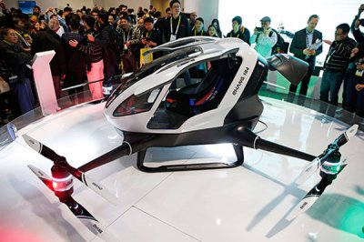Китай обеспечит мир летающими мотоциклами