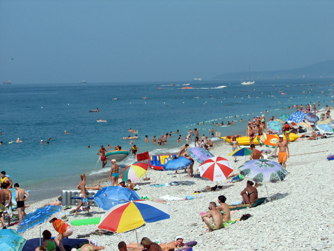 ВЦИОМ: Всего 7% россиян провели летний отпуск за границей