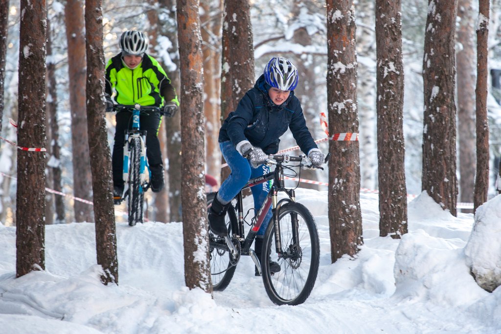 Круглый год велоспорт — в Первоуральске прошли соревнования по маунтинбайку кросс-кантри