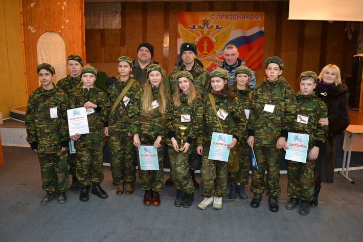 В  Первоуральске состоялась военно-спортивная  игра «Зарница» для школьников