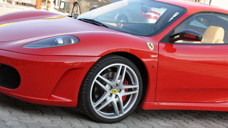 18 млн за пузыри на Ferrari