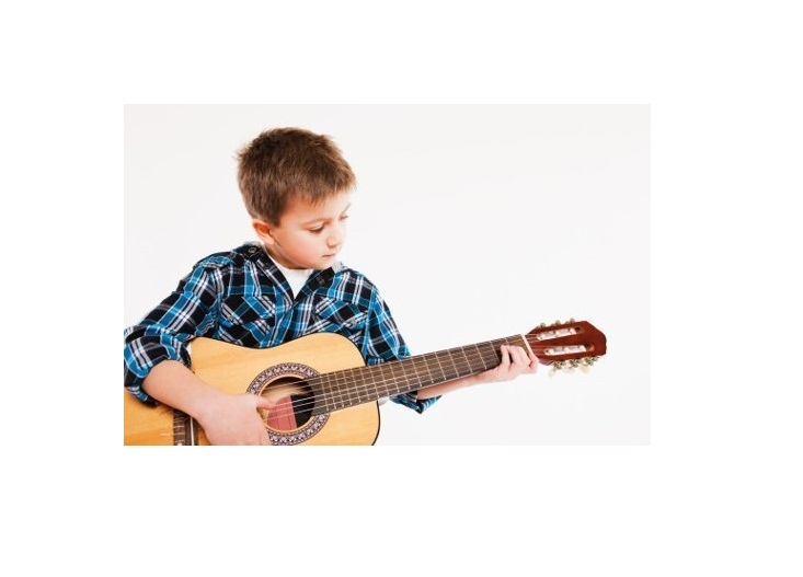 Чем отличаются детские и взрослые гитары