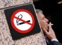 Мэр запретит чиновникам курить на работе. Видео