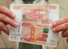 ЦБ выпустил в обращение новые купюры номиналом 500 и 5000 рублей. Фото