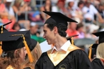 Впервые в истории выпускники УрФУ получили дипломы, облачившись в мантии и конфедератки. Фото