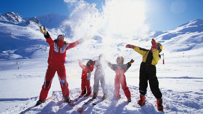 В зимние каникулы для свердловчан будут работать 556 катков и 20 горнолыжных комплексов