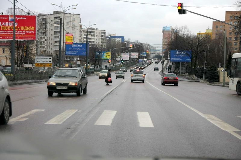 За 3 дня на пешеходных переходах Первоуральска выявлено 70 водителей и более 130 пешеходов, нарушивших ПДД