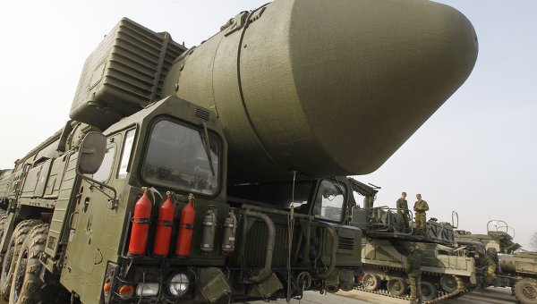 Президент РФ заявил, что Россия будет укреплять обороноспособность