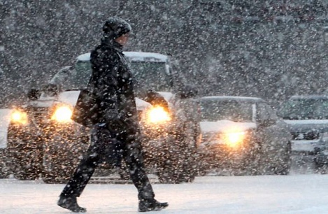 Из-за снегопадов на Среднем Урале ждут коммунальных аварий и ДТП