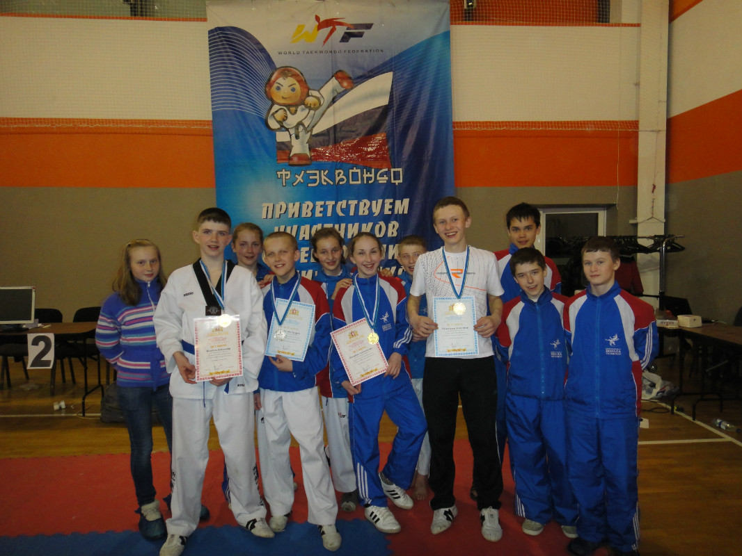 Первоуральские тхэквондисты заняли призовые места на Первенстве Свердловской области среди юниоров. Фото