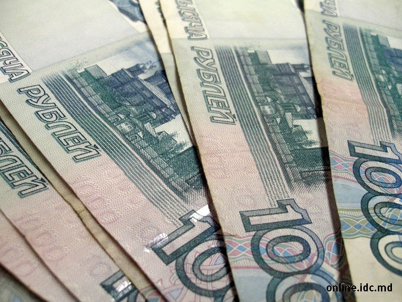 Минимальную зарплату в Свердловской области через год повысят до 7 тысяч рублей