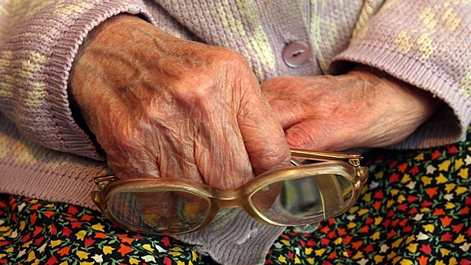 Стареющая нация: возраст каждого восьмого россиянина - 65 лет