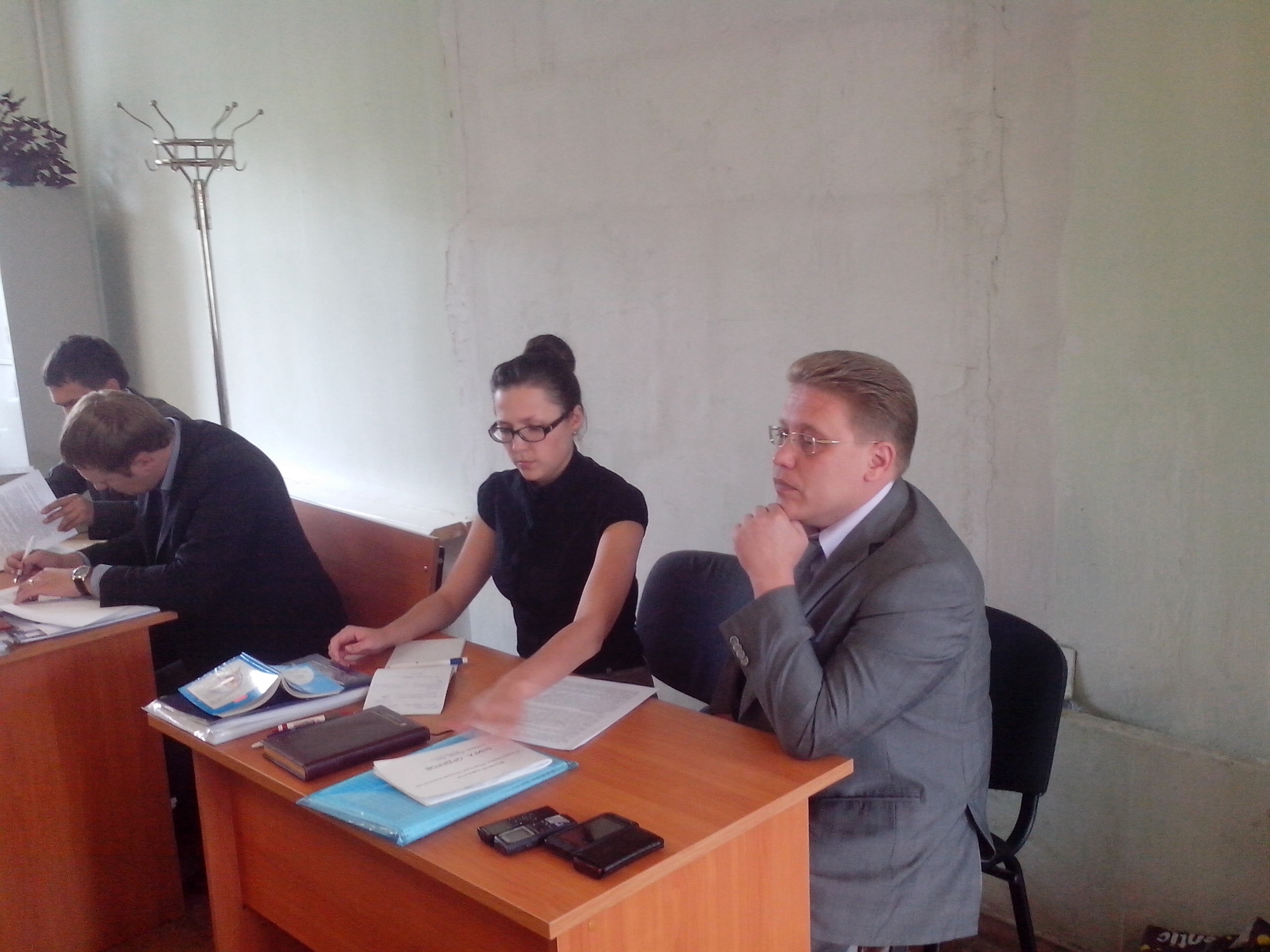 В городском суде состоялось первое судебное заседание по иску экс-главы Первоуральска Юрия Переверзева. Видео