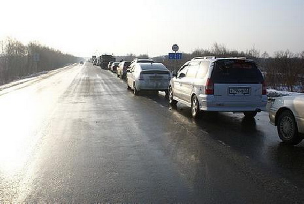 ГИБДД Первоуральска обращает внимание автомобилистов: смена погоды осложнила дорожную ситуацию