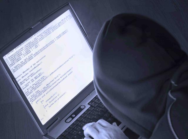 Хакеры похитили пароли от 2 миллионов аккаунтов в соцсетях