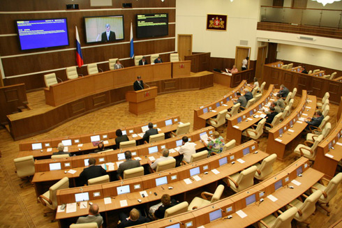     Депутаты ЗакСо учли поправки партии “Яблоко” при принятии закона о капитальном ремонте. Видео  