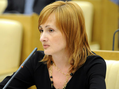 После стрельбы в московской школе депутат Ирина Яровая предложила "максимально ограничить" распространение оружия и ужесточить контроль за его владельцами