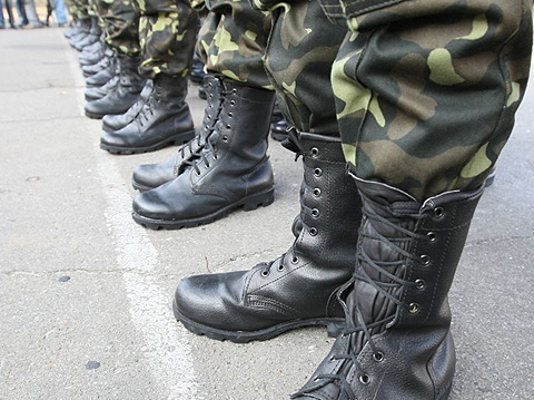 СМИ: Россия проведет беспрецедентные военные учения у границ с Украиной