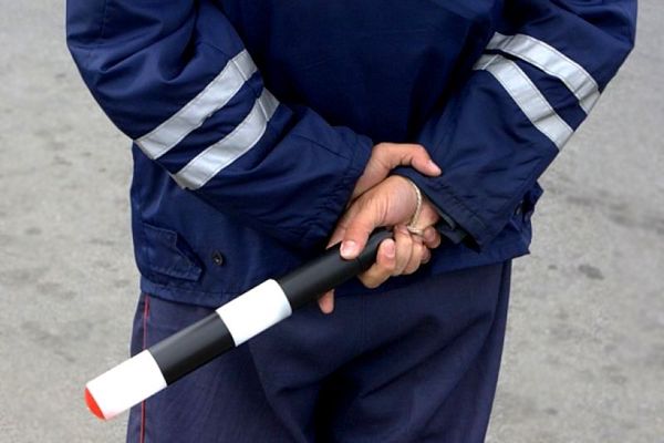 Сотрудники ГИБДД проверили, насколько ответственны родители-водители