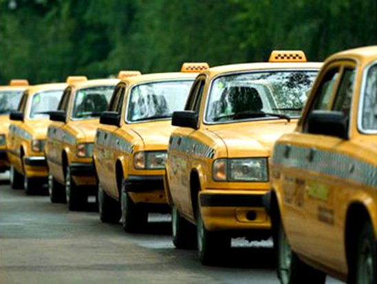 Госдума одобрила штраф в 30 тысяч рублей для нелегальных таксистов 