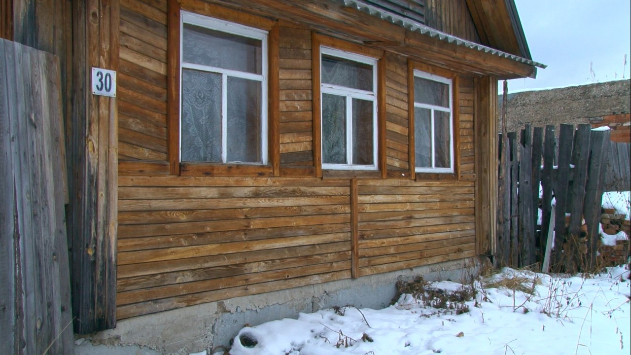 Житель Новоуткинска построил дом, как оказалось, на чужой земле