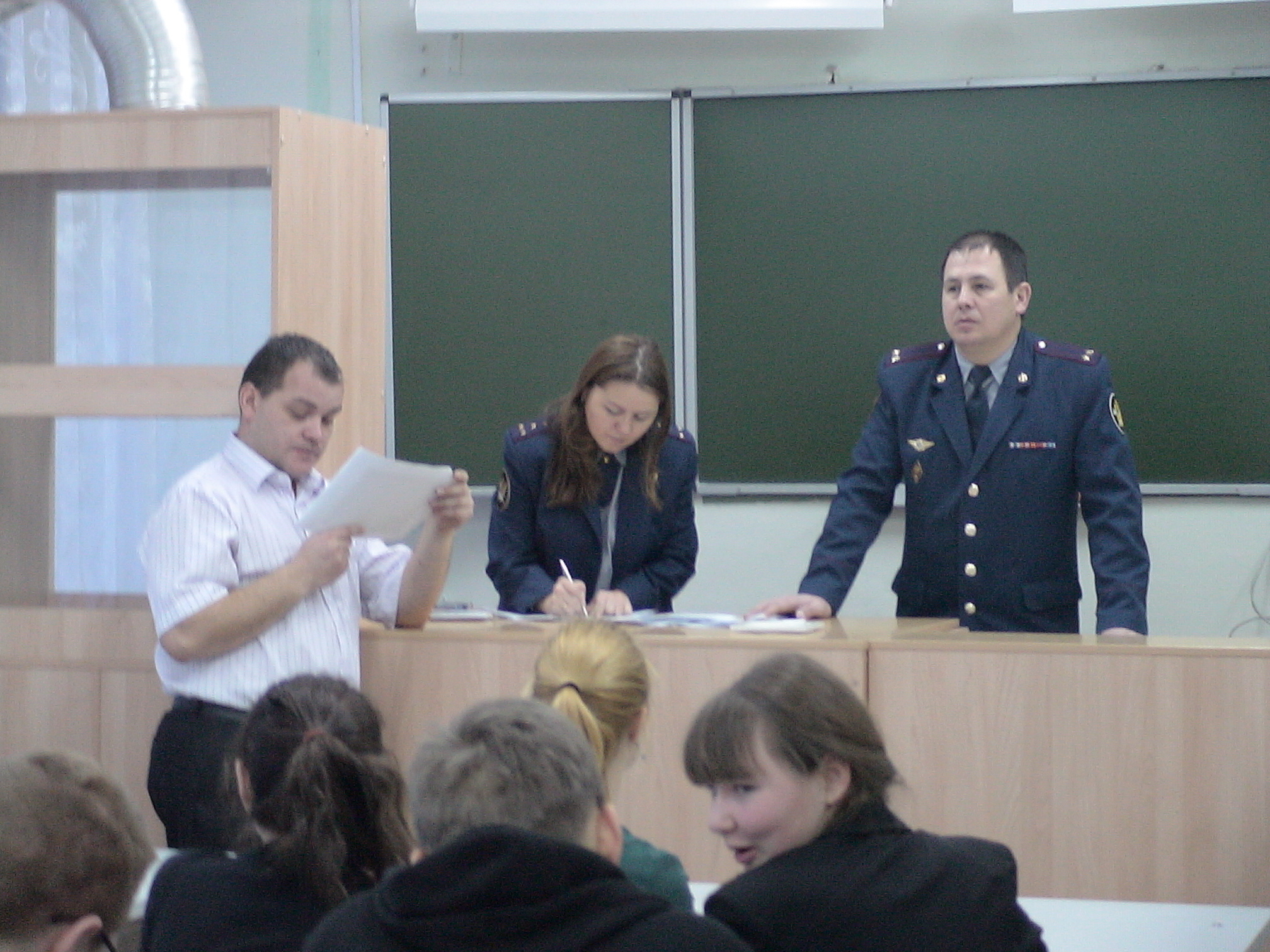 Школьникам Первоуральска сотрудники ГУФСИН рассказали о поступлении в вузы ФСИН России