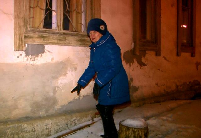 Жители ветхих домов в Талице боятся оказаться под руинами