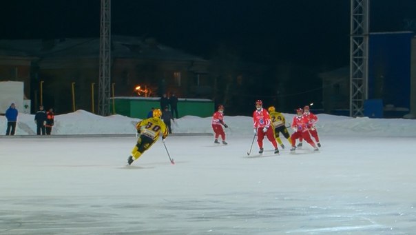 «Уральский трубник» провёл матч на домашнем поле со «СКА-Нефтяником»