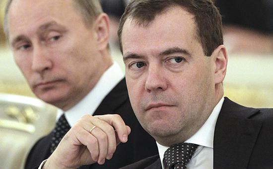 Путин урезал зарплату себе и Медведеву на 10%