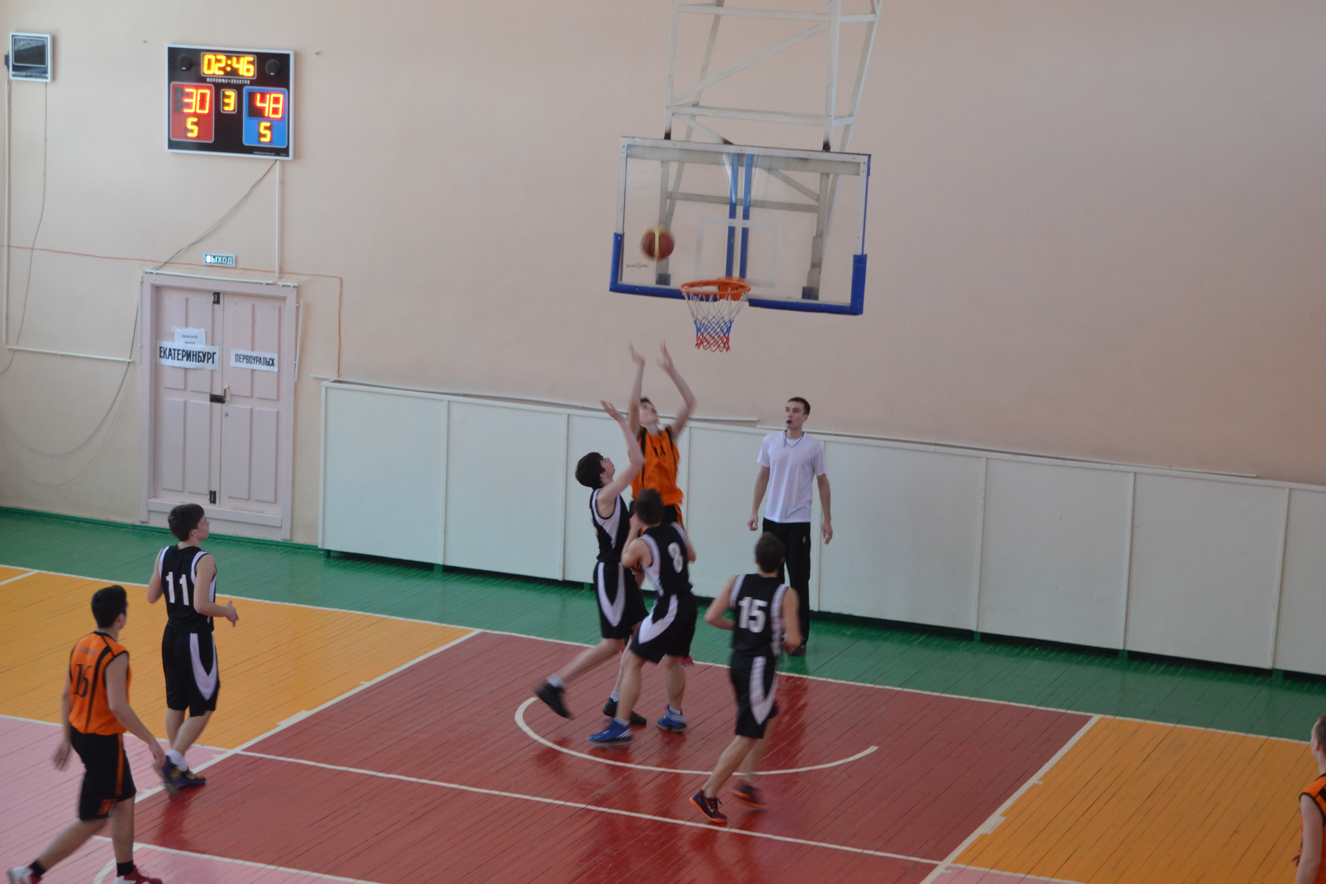 Первоуральцы победили в областном турнире по баскетболу