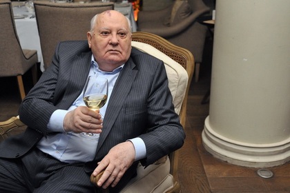 Горбачев признал ошибочность борьбы с пьянством