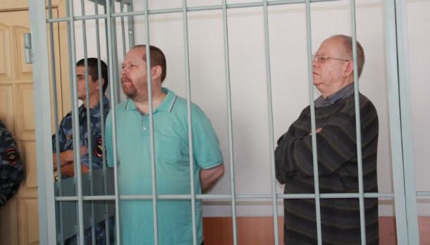В Первоуральске вышли на свободу адвокаты, торговавшие оружием