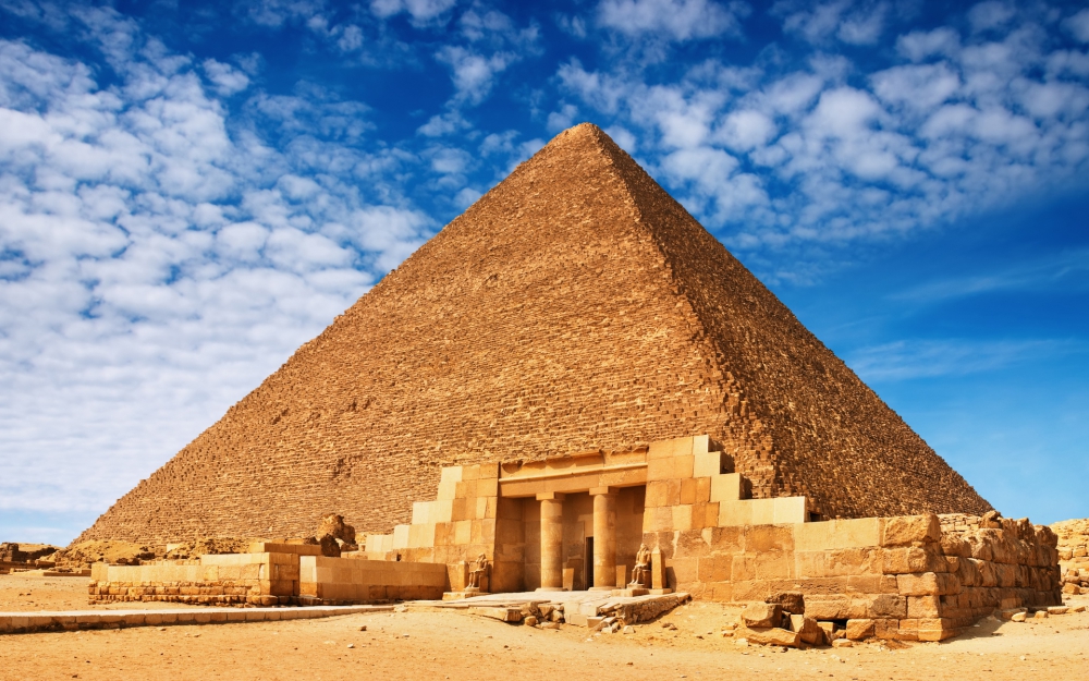 Сейчас в Египте могут оставаться до тысячи свердловчан  