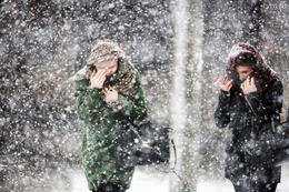 Роструд разрешил россиянам опаздывать на работу из-за снегопадов