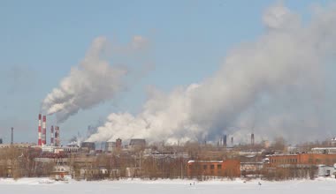 на Урале объявили предупреждение об атмосферном загрязнении