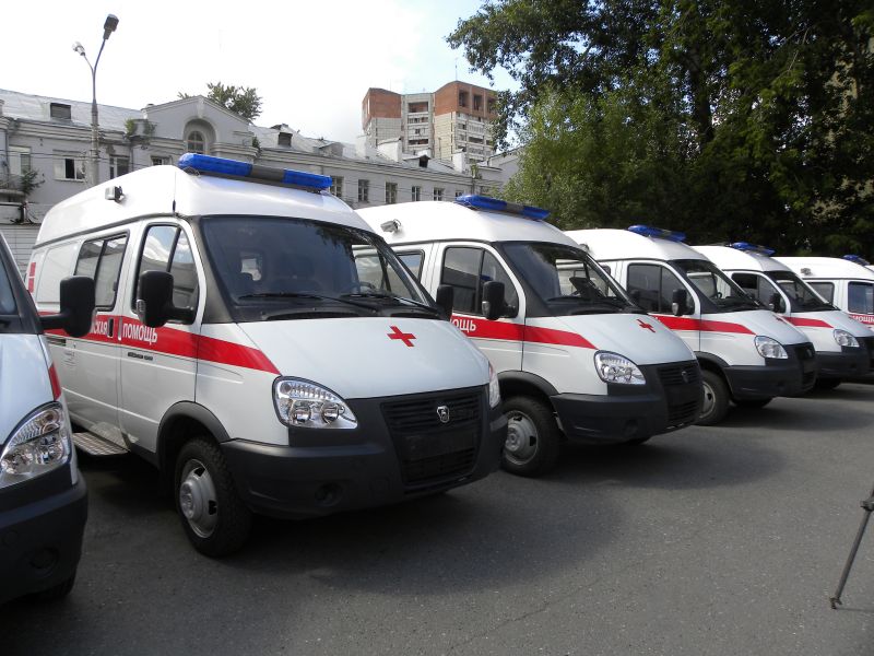 Первоуральск получил новые автомобили «Скорой помощи»