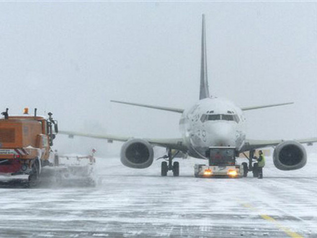 Аэропорт Кольцово приостановил работу из-за тумана