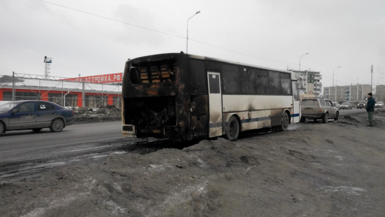 В Талице сгорел пассажирский автобус