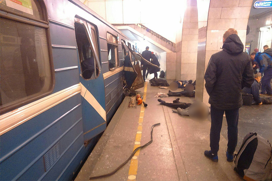 10 погибших. В метро Санкт-Петербурга произошёл взрыв 