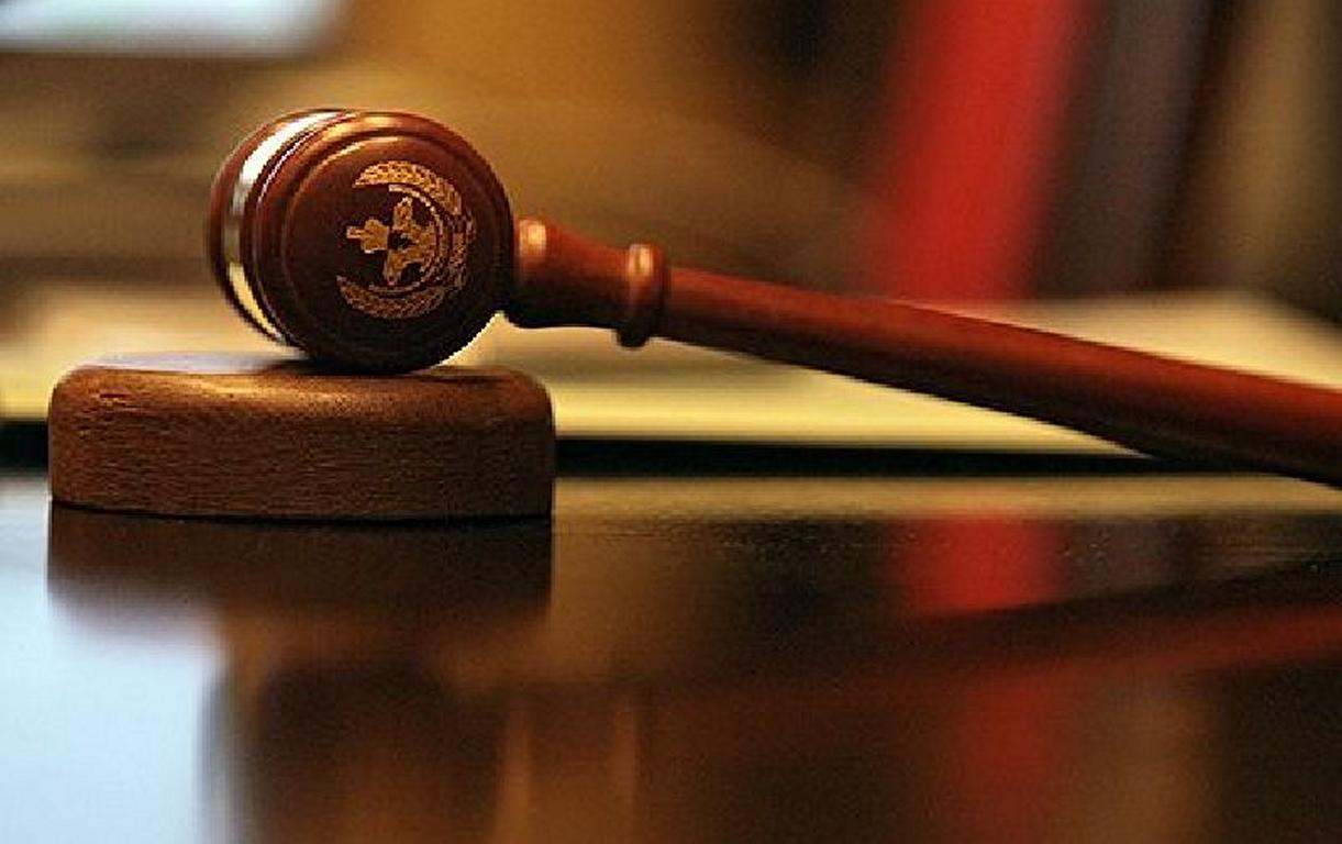 Осудили группу мошенников