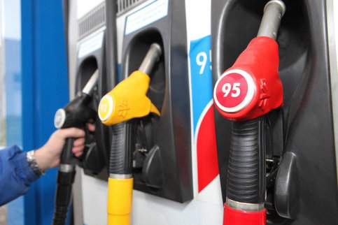 УФАС привлекает водителей для мониторинга реальных цен на бензин