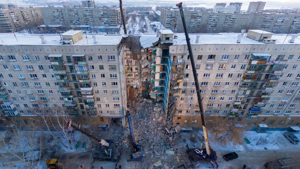 Взрыв маршрутки и спецоперации силовиков: что происходит в Магнитогорске