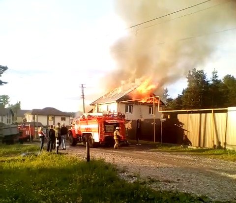 Крупный пожар на улице Кузнецова