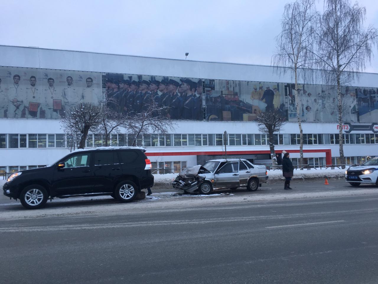 Водитель с 4-дневным стажем устроил ДТП