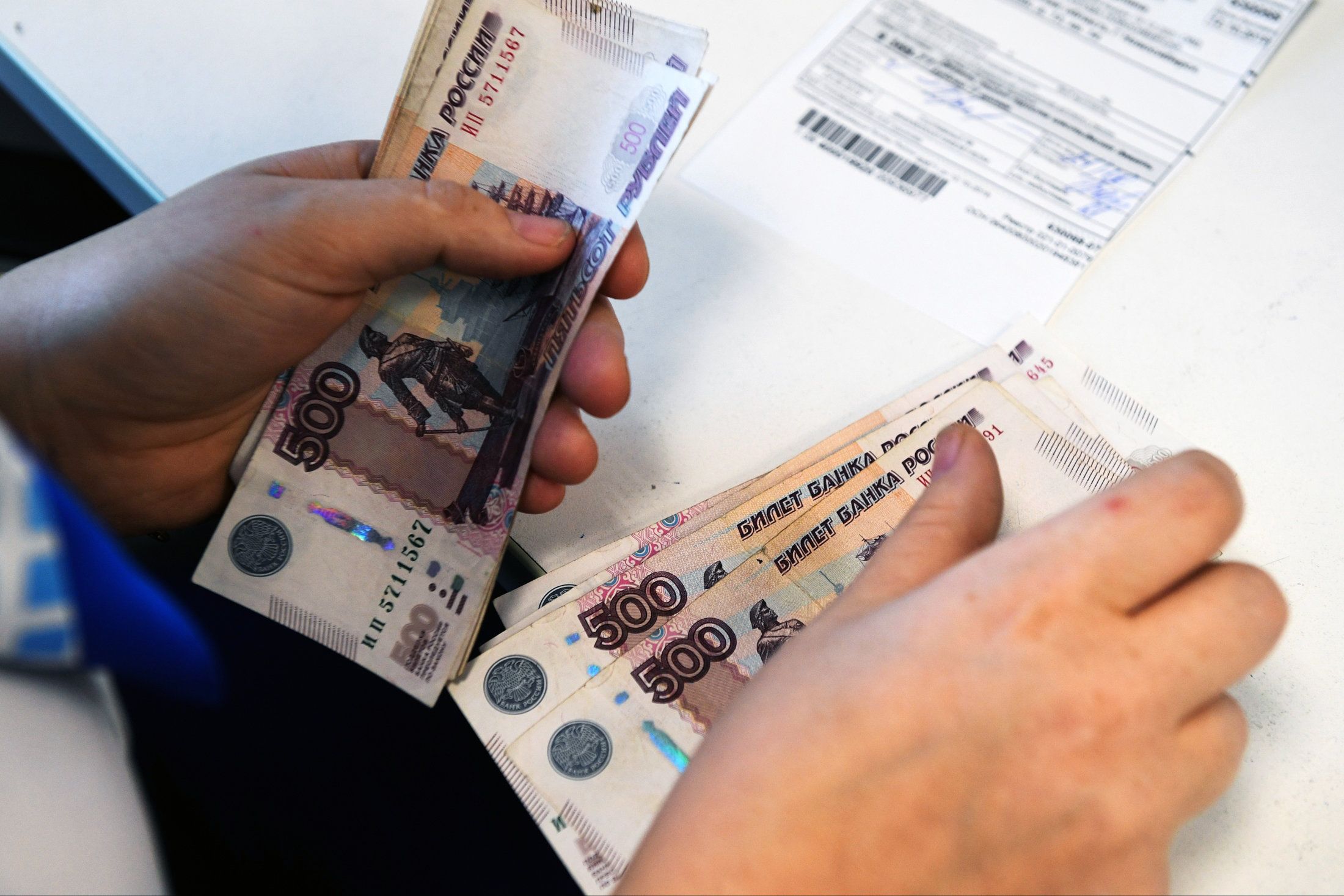 Достойная пенсия по мнению россиян