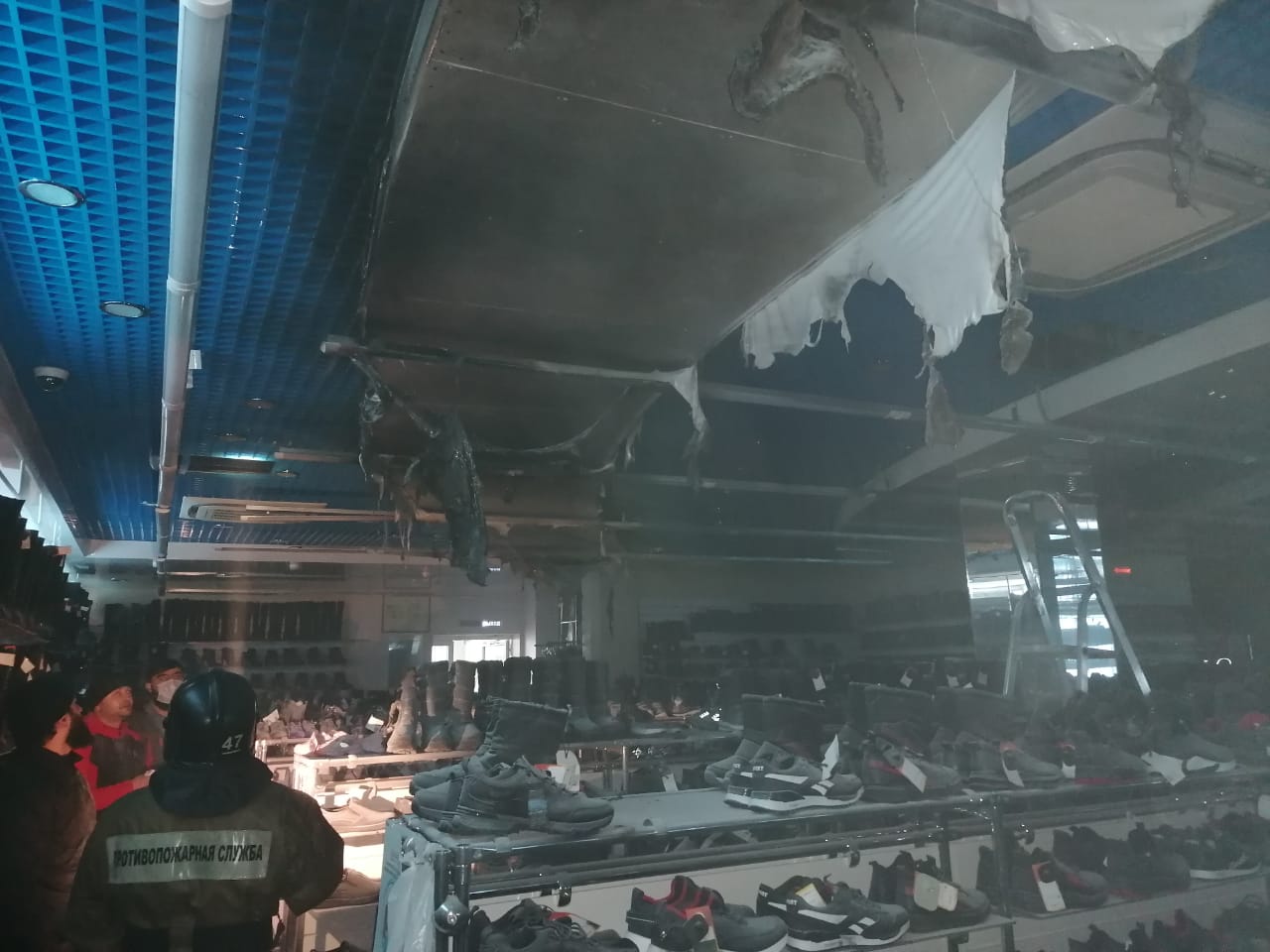 Пожар в торговом центре "Галактика"