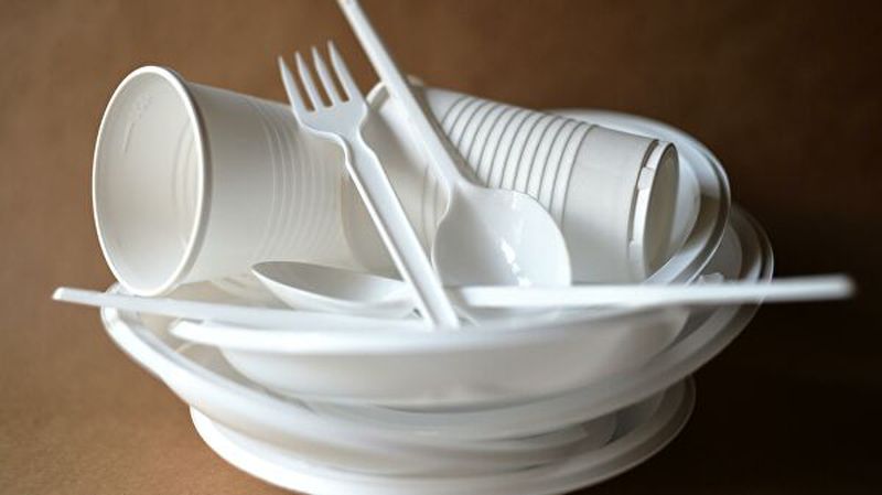 Пластиковую посуду могут запретить. Мнение первоуральцев