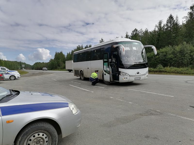 46 водителей общественного транспорта нарушили правила ПДД