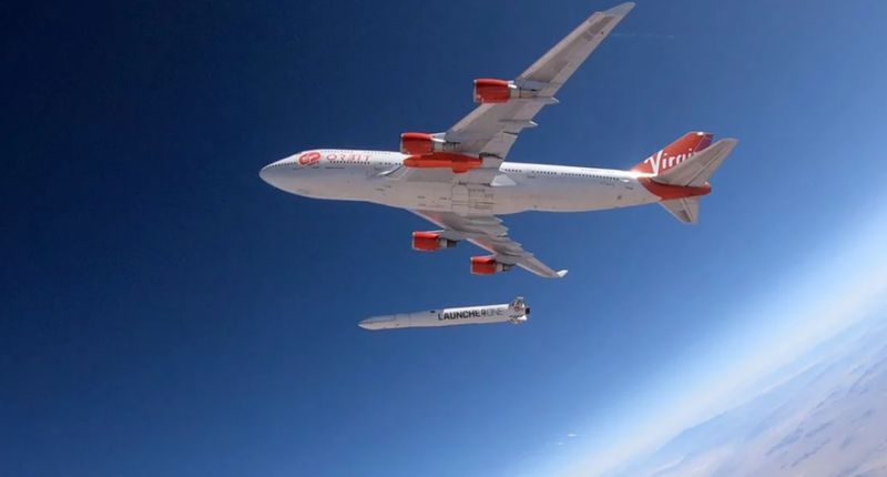 Virgin Orbit успешно вывела семь спутников на орбиту Земли